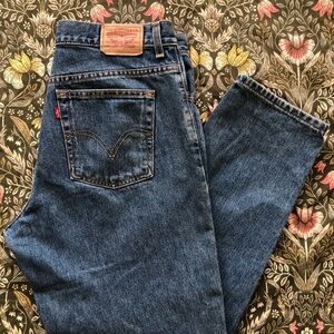 550 Levi's Classic Straight Fit Denim Jeans